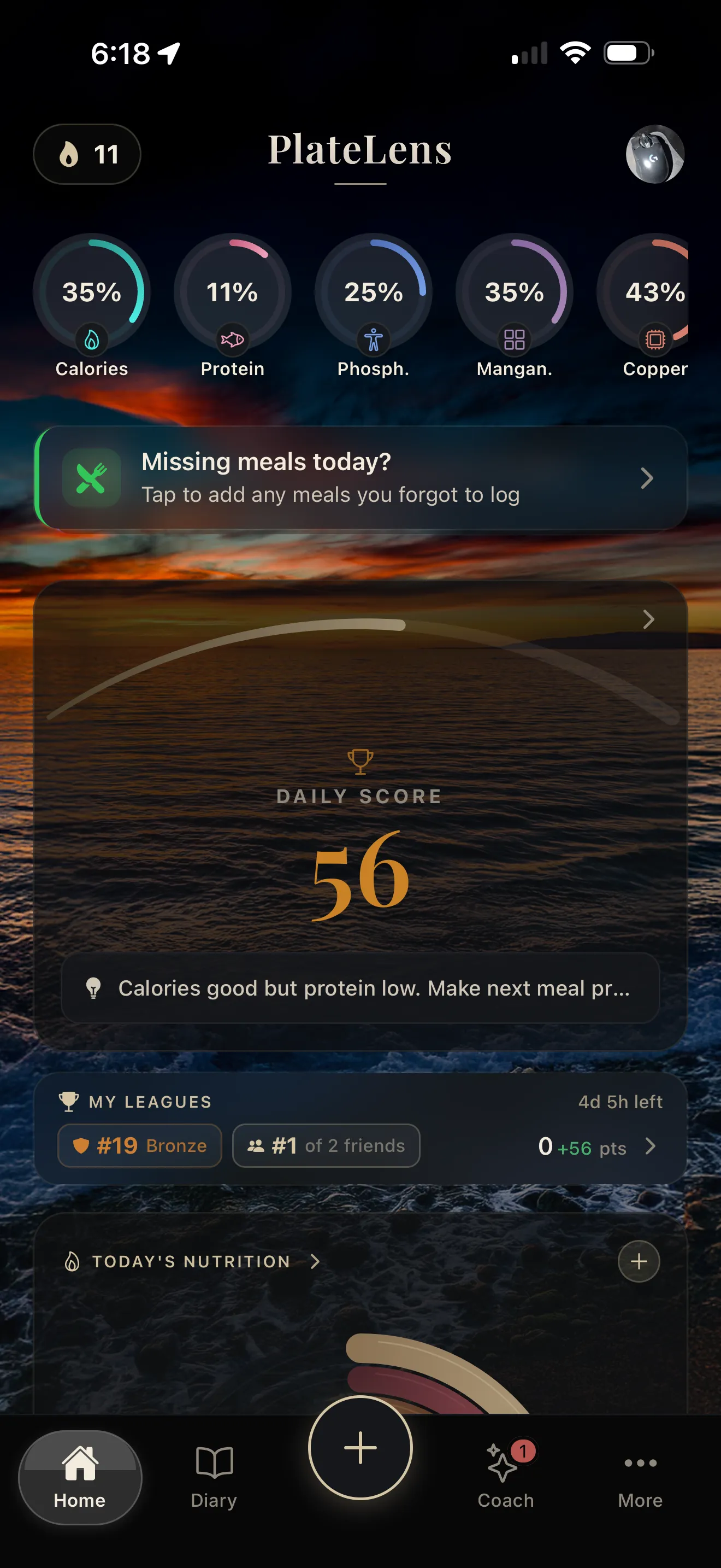 App PlateLens contador de calorías con IA mostrando análisis instantáneo de foto de comida con calorías, proteínas, carbohidratos y grasas